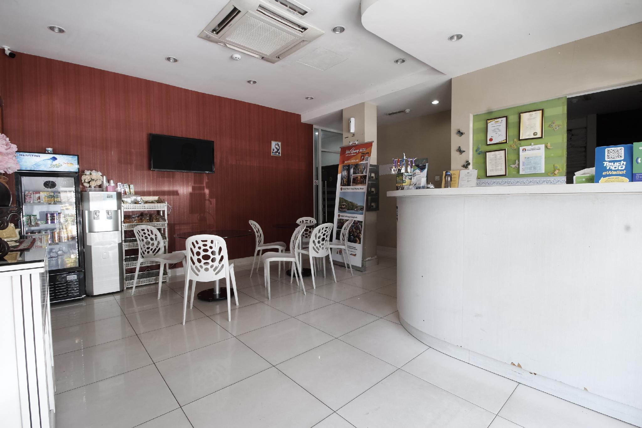 Coop Hotel Putrajaya & Cyberjaya Kampung Dengkil Exterior foto