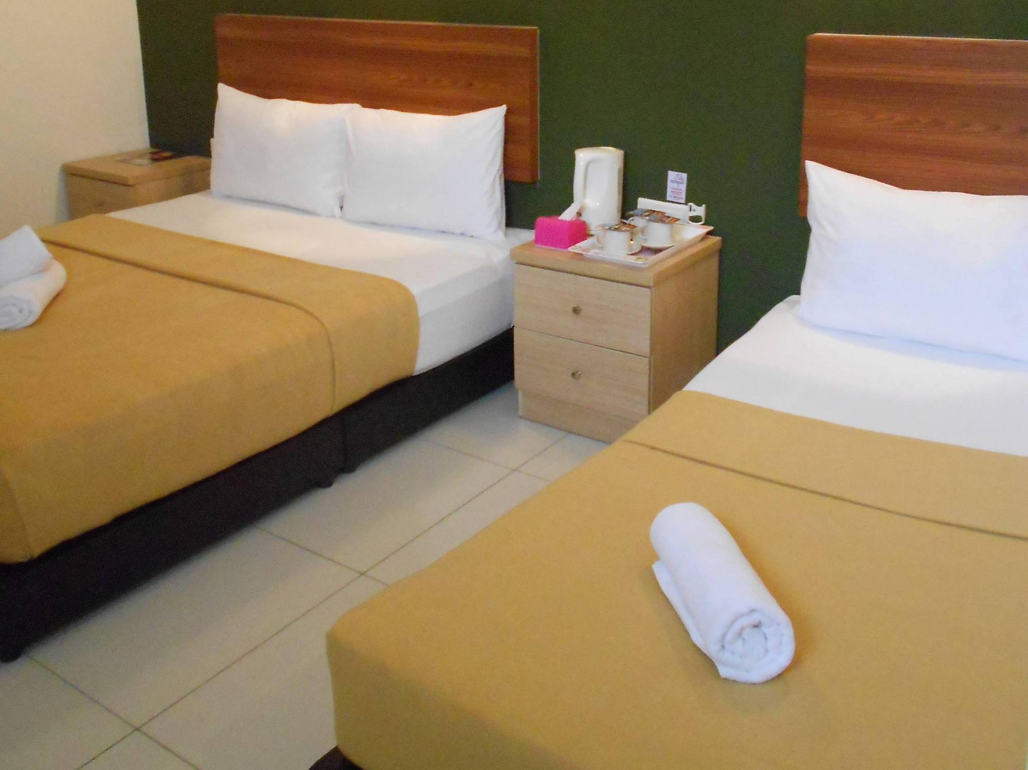 Coop Hotel Putrajaya & Cyberjaya Kampung Dengkil Exterior foto